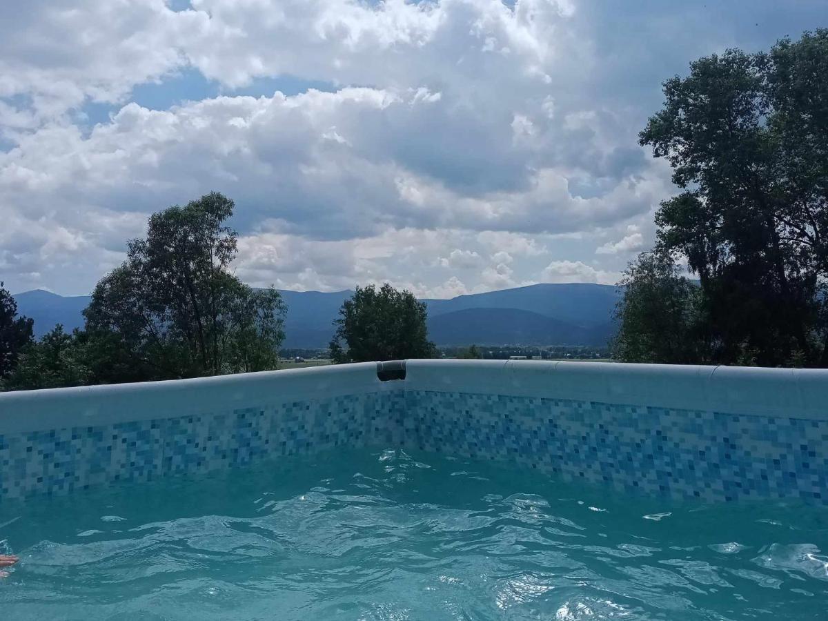 Sunny Bear Bed & Breakfast Jelenia Gora Bagian luar foto