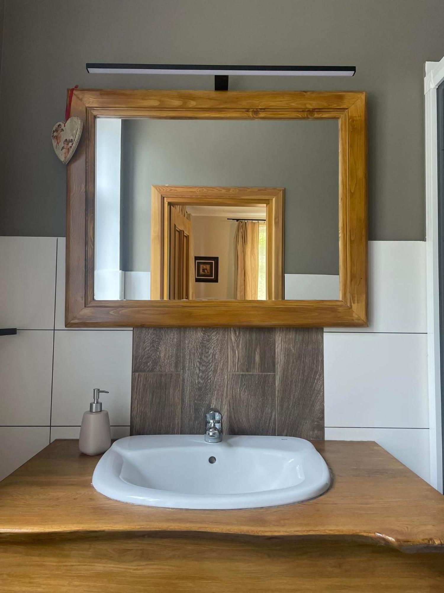 Sunny Bear Bed & Breakfast Jelenia Gora Bagian luar foto